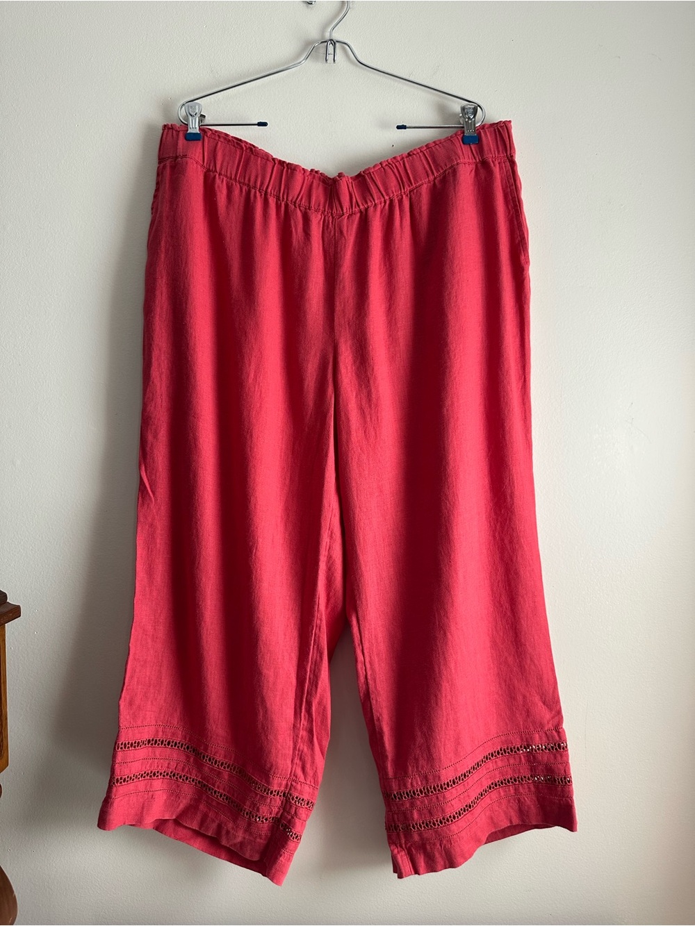 J. Jill • 100% Linen Crop Pants in Red Coral